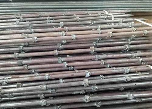 峡江隧道钢花管